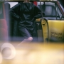 William Klein, Antonia + taxi jaune, photographie de mode pour Vogue New York, 1962