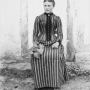 Félix Arnaudin, Jeune femme, fin XIXe siècle d'après négatif sur verre au gélatino-bromure d'argent.