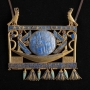 Pectoral de la 22e dynastie, trouvé à Tanis dans la tombe du pharaon Chechong II (env. 890 av J.-C.), Musée égyptien du Caire