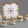 Manufacture du duc d'Angoulême, Nécessaire de voyage en porcelaine avec son coffret, XVIIIe siècle. Fondation Malongo© François Fernandez