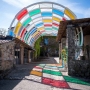 Photo-souvenir: Daniel Buren, Le Cylindre incrusté aux couleurs, travail in situ, 2017-2021