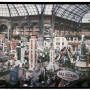 10ème Salon des arts ménagers. Anonyme, 1933. Autochrome sur film  © Archives nationales, Pierrefitte-sur-Seine